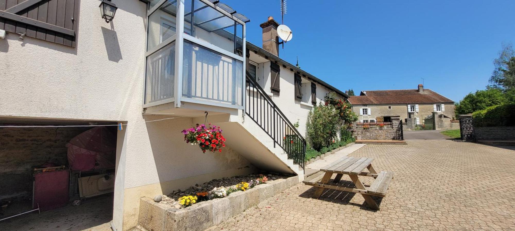 La Maison De L'Abeille De Percey Longeau-Percey Eksteriør bilde